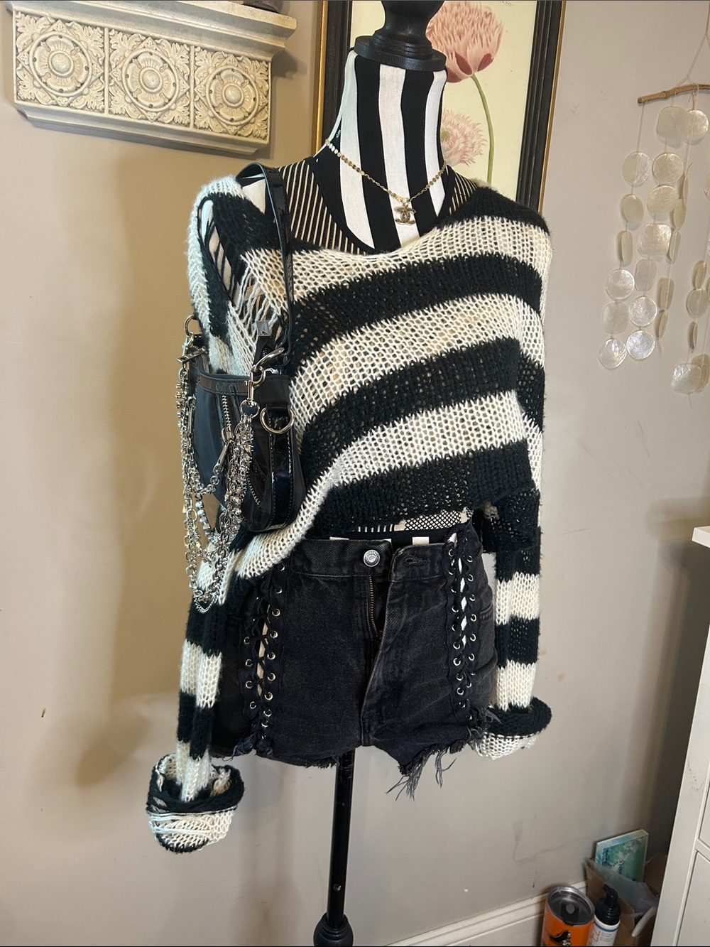 Y2K Grunge bundle Dolls Kill Black Studded Chain Bag & sweater & lace up shorts